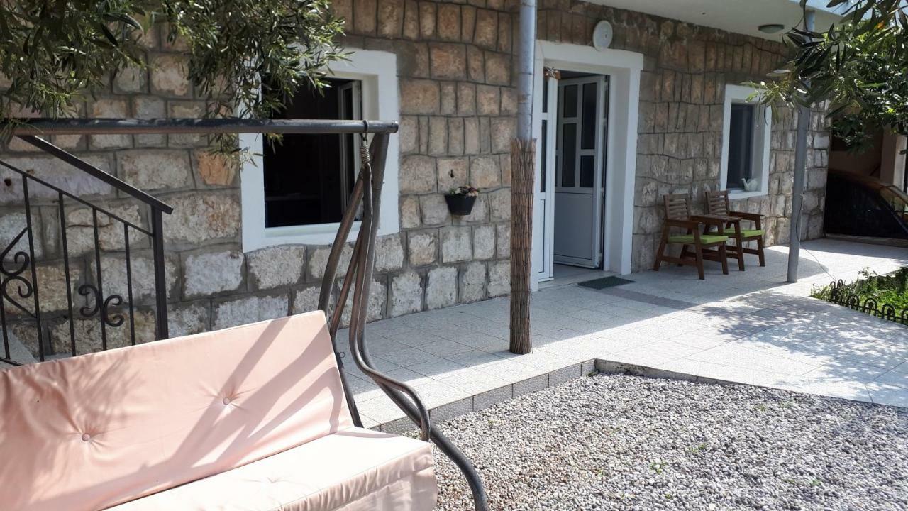 Studio Apartments Ilija Cattaro Esterno foto