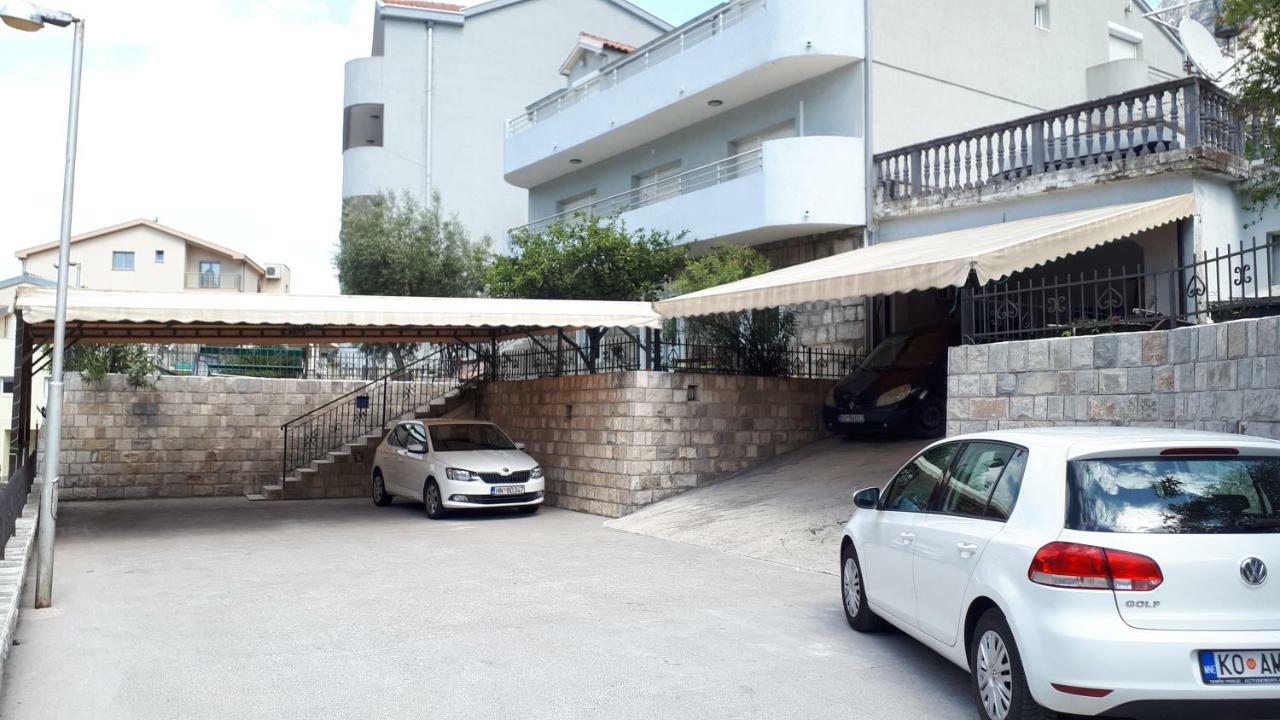 Studio Apartments Ilija Cattaro Esterno foto