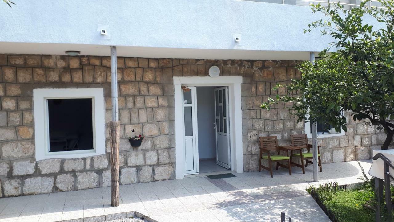 Studio Apartments Ilija Cattaro Esterno foto