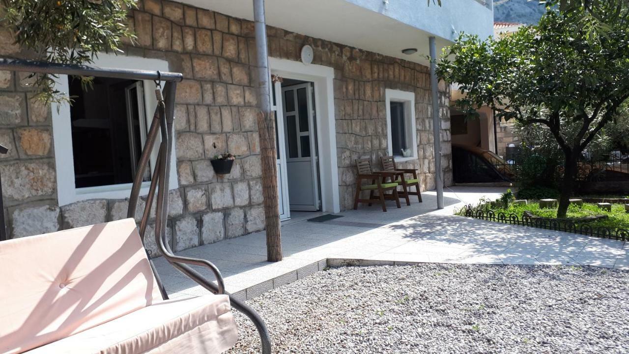 Studio Apartments Ilija Cattaro Esterno foto