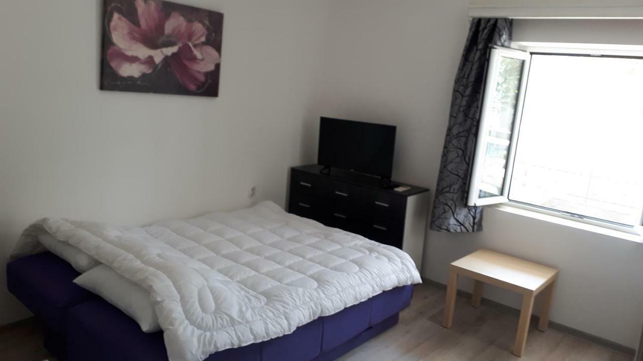 Studio Apartments Ilija Cattaro Esterno foto