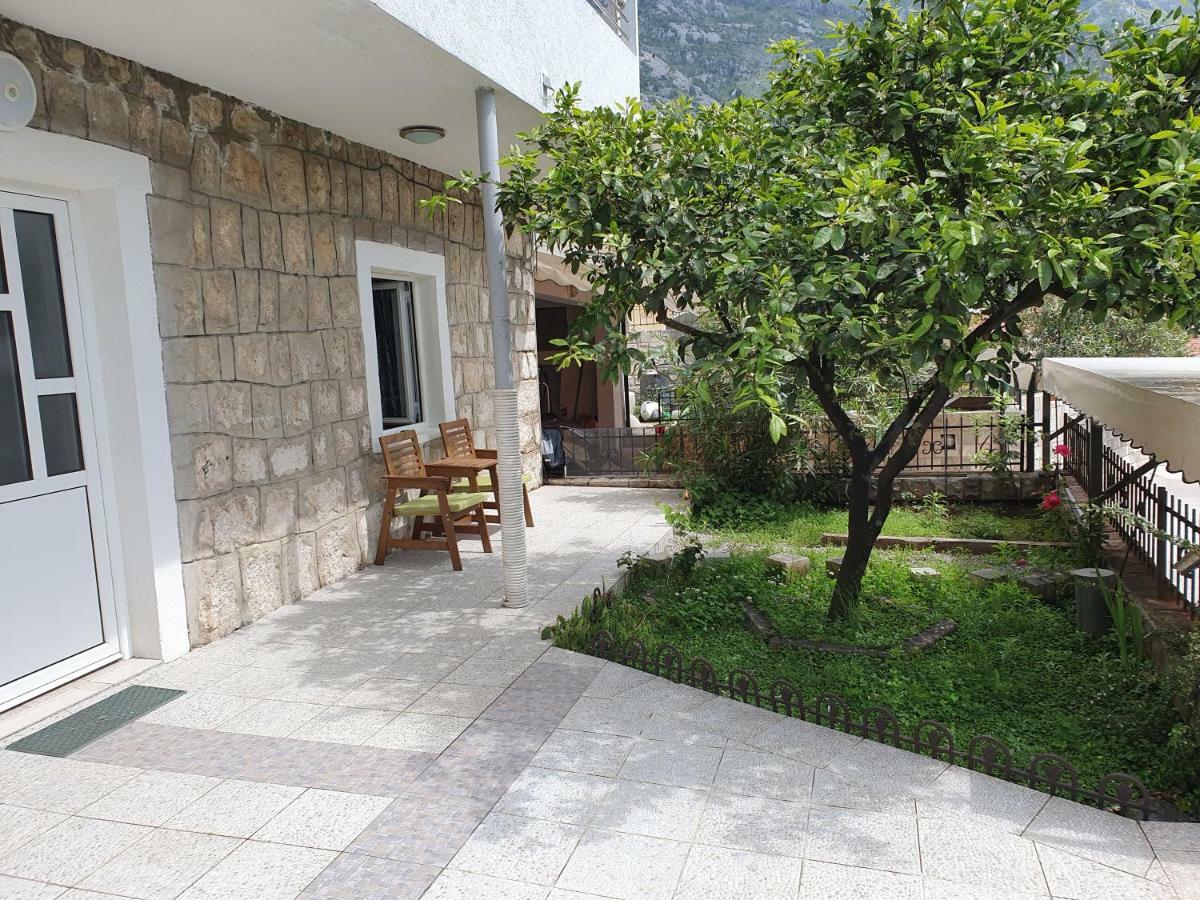 Studio Apartments Ilija Cattaro Esterno foto